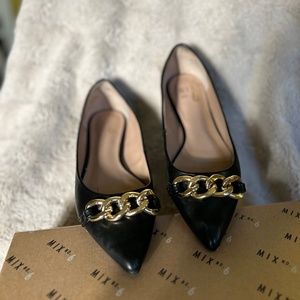 Womens flats